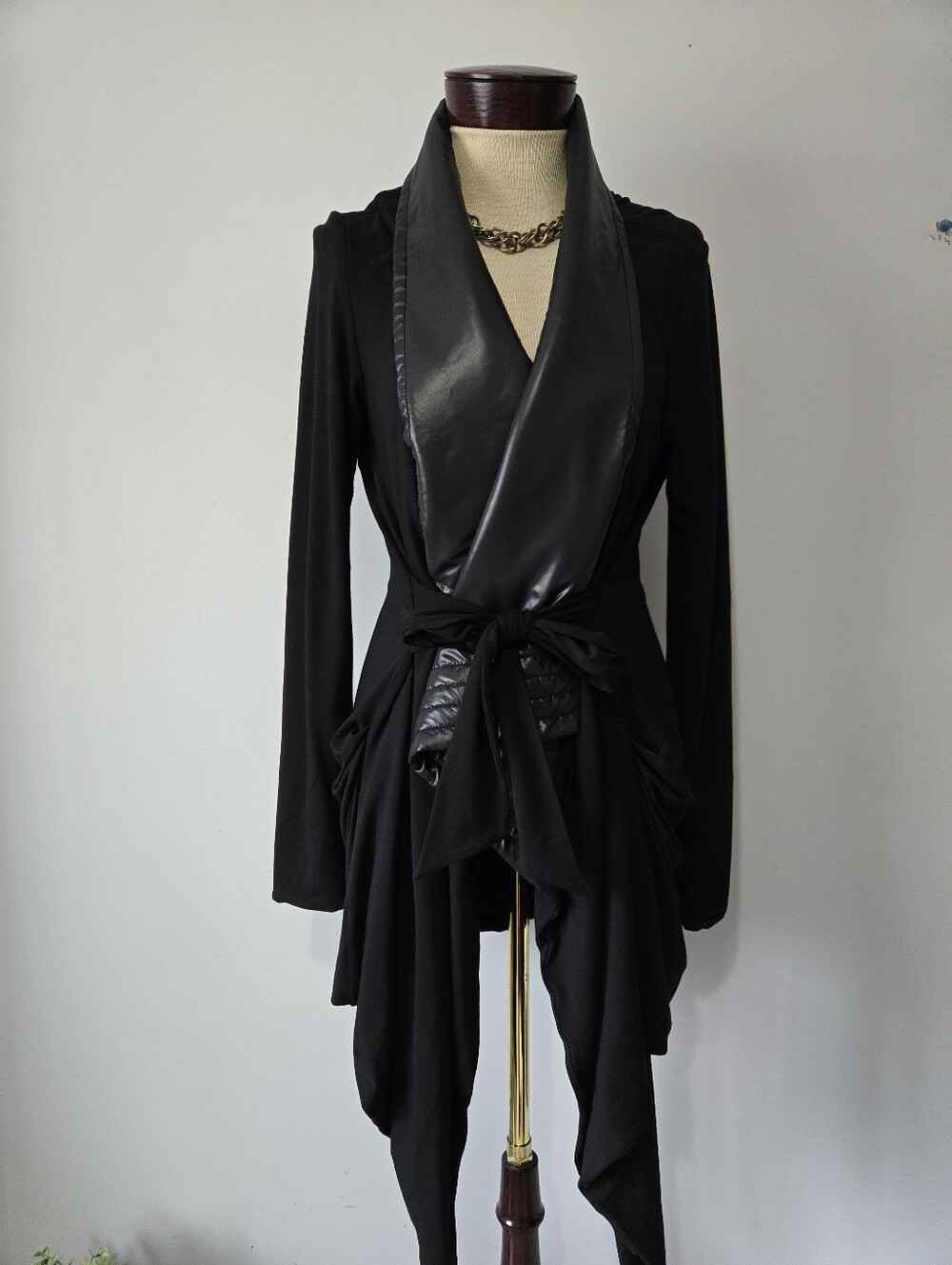 Lauren Bagliore Black Draped Shawl Collar Jacket. Size Small